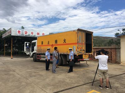 紅河州電視臺到遠安公司進行現場專題采訪